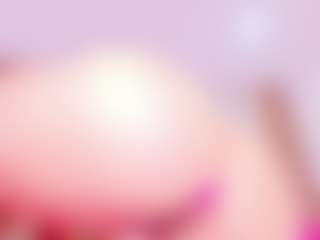 MiaVelveett's Live Sex Cam Show