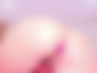 MiaVelveett's Live Sex Cam Show