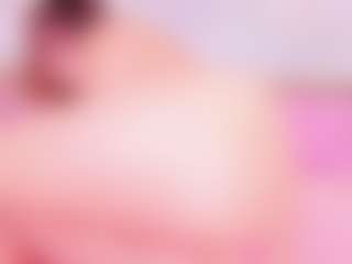 MiaVelveett's Live Sex Cam Show