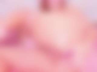 MiaVelveett's Live Sex Cam Show
