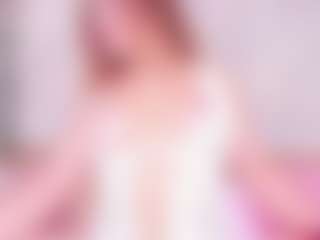 MiaVelveett's Live Sex Cam Show