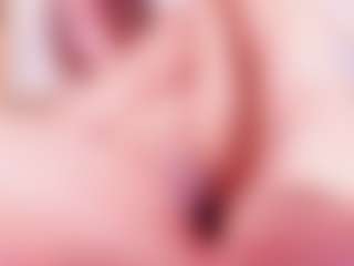 MiaVelveett's Live Sex Cam Show