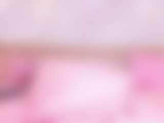 MiaVelveett's Live Sex Cam Show