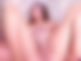 Live cam show with MiaVelveett - Fingers on https://playwithruby.com