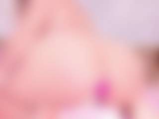 Live cam show with MiaVelveett - Brown Eyes on liverealitysex.com