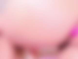 MiaVelveett's Live Sex Cam Show