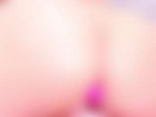 MiaVelveett's Live Sex Cam Show