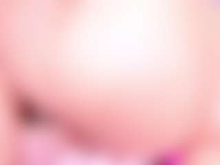 MiaVelveett's Live Sex Cam Show