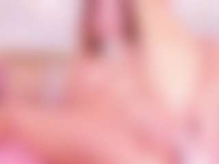 MiaVelveett's Live Sex Cam Show