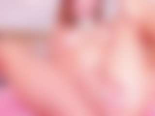 MiaVelveett's Live Sex Cam Show