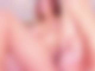 MiaVelveett's Live Sex Cam Show