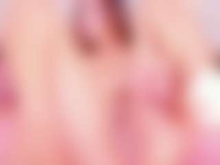 MiaVelveett's Live Sex Cam Show