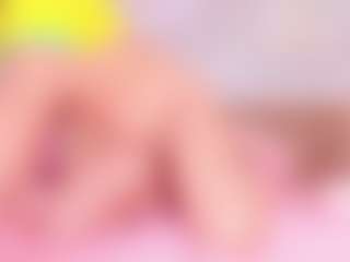 MiaVelveett's Live Sex Cam Show