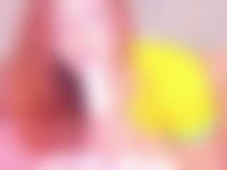 MiaVelveett's Live Sex Cam Show