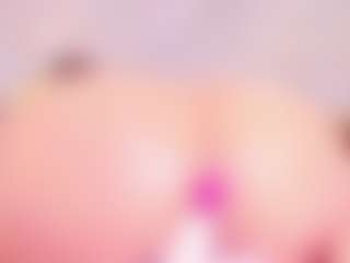 MiaVelveett's Live Sex Cam Show