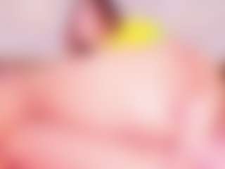 MiaVelveett's Live Sex Cam Show
