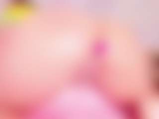 MiaVelveett's Live Sex Cam Show