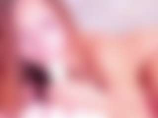 MiaVelveett's Live Sex Cam Show