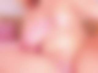 MiaVelveett's Live Sex Cam Show