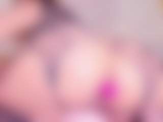 MiaVelveett's Live Sex Cam Show