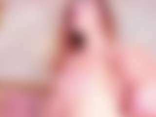 MiaVelveett's Live Sex Cam Show