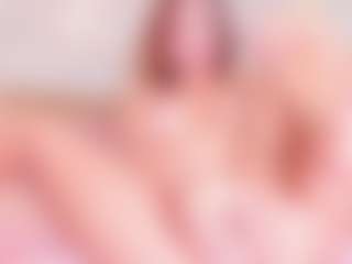 MiaVelveett's Live Sex Cam Show