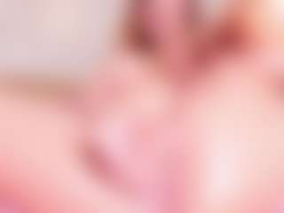 MiaVelveett's Live Sex Cam Show