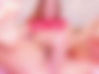 Live cam show with MiaVelveett - Shaved Pussy on Camiplay Live