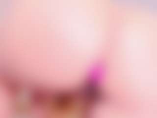 MiaVelveett's Live Sex Cam Show