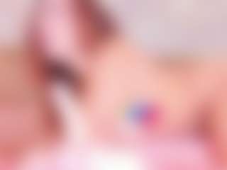 MiaVelveett's Live Sex Cam Show