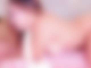 MiaVelveett's Live Sex Cam Show