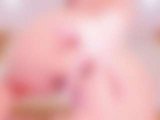 Live cam show with MiaVelveett - Petite Teen (18+) on Camiplay Live