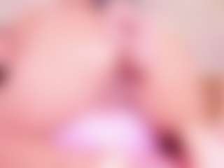 MiaVelveett's Live Sex Cam Show