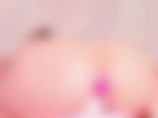 MiaVelveett's Live Sex Cam Show