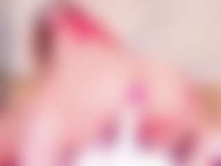 Live cam show with MiaVelveett - Twerk on googirlz