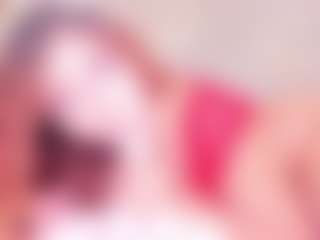 Live cam show with MiaVelveett - Gape on Stripli.com