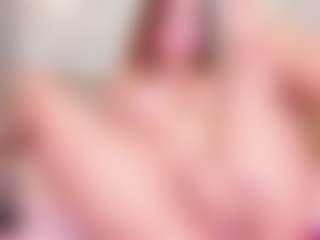MiaVelveett's Live Sex Cam Show