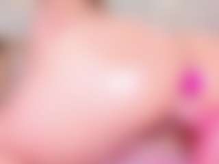MiaVelveett's Live Sex Cam Show