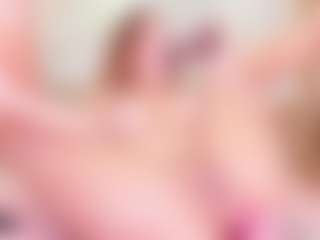 MiaVelveett's Live Sex Cam Show