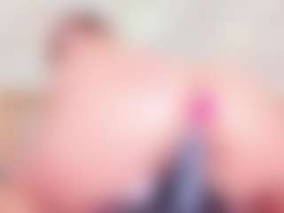 Live cam show with MiaVelveett - Blonde Hair HD on Camsoda
