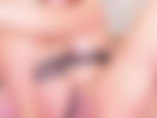 MiaVelveett's Live Sex Cam Show