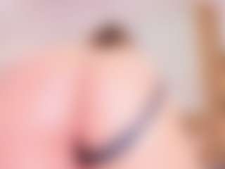 MiaVelveett's Live Sex Cam Show