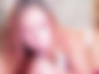 MiaVelveett's Live Sex Cam Show