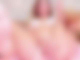MiaVelveett's Live Sex Cam Show