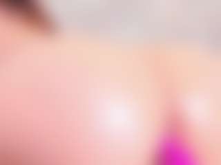 MiaVelveett's Live Sex Cam Show