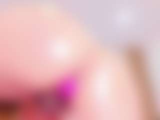 MiaVelveett's Live Sex Cam Show