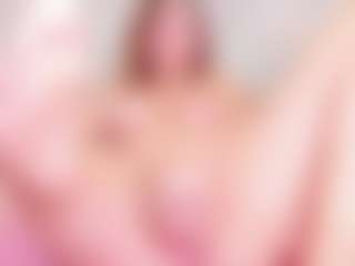 MiaVelveett's Live Sex Cam Show