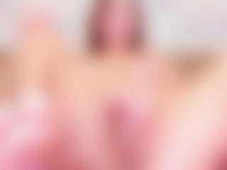 MiaVelveett's Live Sex Cam Show