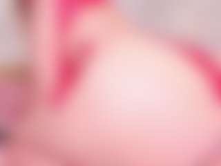 MiaVelveett's Live Sex Cam Show