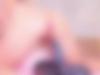 MiaVelveett's Live Sex Cam Show